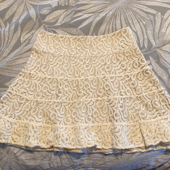 Express Skirt - Picture 6 of 6